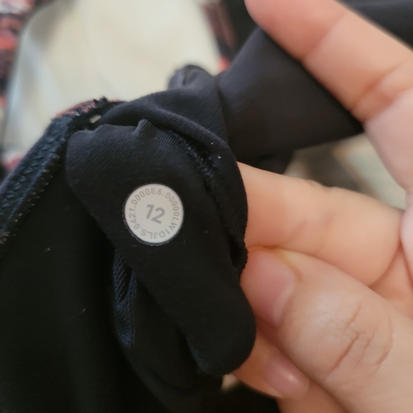 Lululemon Lunar New Year Align Tank Top Sz 12 - Picture 11 of 11